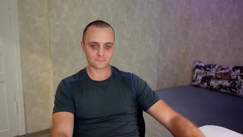 Snapshot of john_3019 chatting on October 13, 7:09 pm John online show from October 13, 7:09 pm