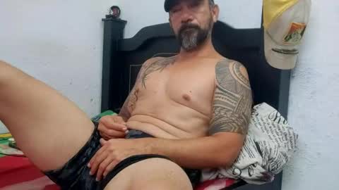 Snapshot of john_balthor chatting on January 25, 2:47 pm online show from January 25, 2:47 pm