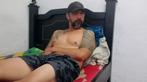 Snapshot of john_balthor chatting on January 31, 1:56 pm online show from January 31, 1:56 pm