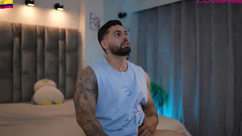 john online show from March 11, 11:45 pm