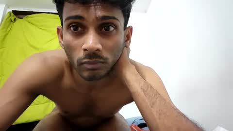 Snapshot of john_lee_derik chatting on February 19, 8:31 pm john_lee_derik online show from February 19, 8:31 pm