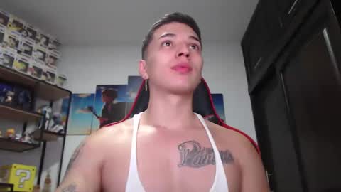Snapshot of john_s117 chatting on February 12, 11:41 pm JOHN online show from February 12, 11:41 pm