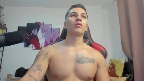 Snapshot of john_s117 chatting on October 11, 2:26 am JOHN online show from October 11, 2:26 am