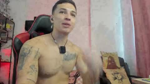 Snapshot of john_s117 chatting on September 26, 7:44 pm JOHN online show from September 26, 7:44 pm