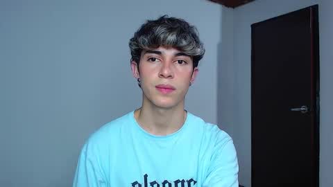 John Vichenso online show from December 5, 10:28 pm