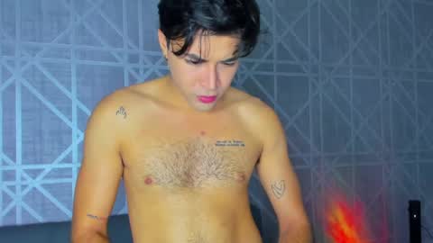 johnny_bravo777 online show from February 16, 4:42 am