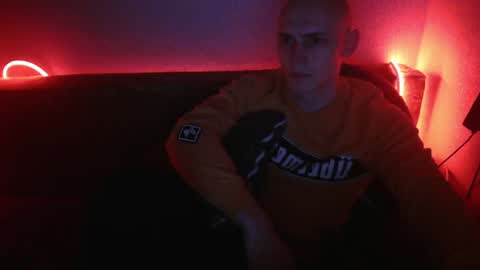 Johnny online show from February 7, 4:14 pm