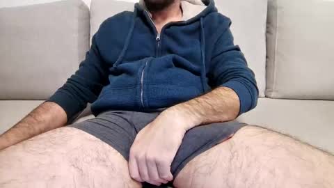 johnny_yaa online show from January 6, 9:02 am