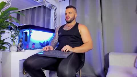 JOHNNY online show from January 3, 12:22 am