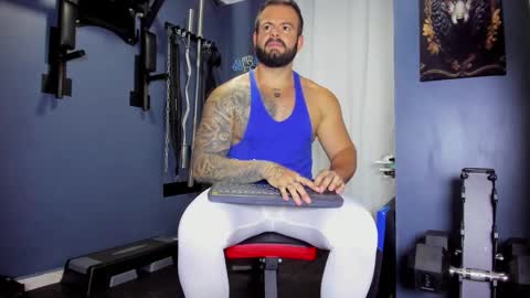 JOHNNY online show from January 31, 11:35 pm