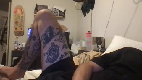 johntizzz online show from December 17, 8:26 pm