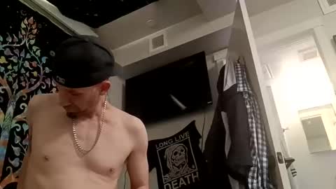 johntong13 online show from February 22, 10:00 pm