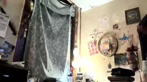 jojobrauer online show from October 1, 9:02 am