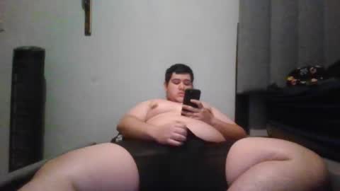 Snapshot of jona1234514 chatting on February 14, 7:44 pm jona1234514 online show from February 14, 7:44 pm