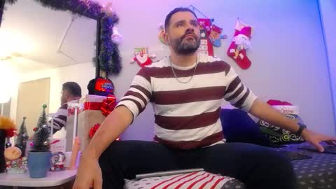  JONAS BEARD  online show from December 13, 7:53 pm