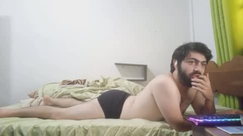 jonasf2525 online show from March 13, 5:30 pm