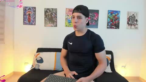 Instagram jonathanfit14 online show from January 31, 11:03 pm