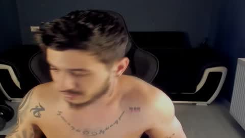 jonnyporn1 online show from March 8, 1:37 pm