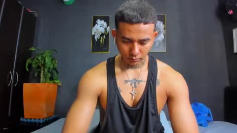 Snapshot of jordanharrd chatting on December 17, 11:27 pm Jordanharrd online show from December 17, 11:27 pm