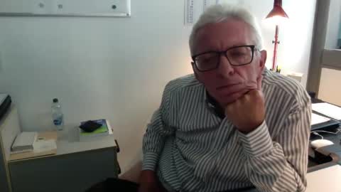 Snapshot of jorflex chatting on October 1, 9:02 am JordanFlex online show from October 1, 9:02 am