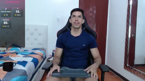 Snapshot of jose_rumbero91 chatting on January 15, 12:25 pm jose_rumbero91 online show from January 15, 12:25 pm