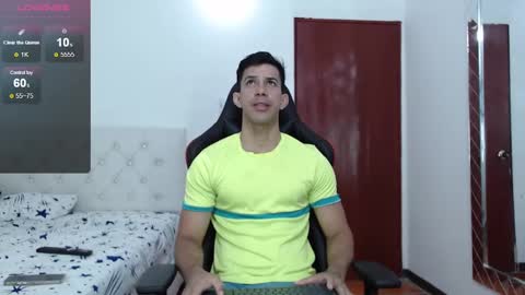 Snapshot of jose_rumbero91 chatting on January 3, 12:08 pm jose_rumbero91 online show from January 3, 12:08 pm