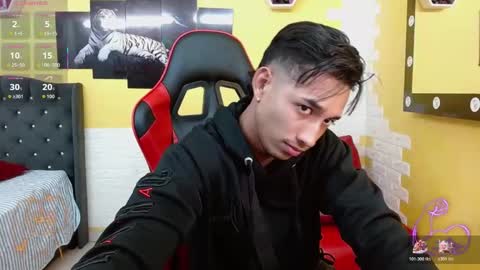 jose_sexycumm online show from December 22, 8:06 pm