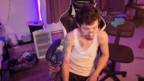 Josef online show from April 8, 2:12 am