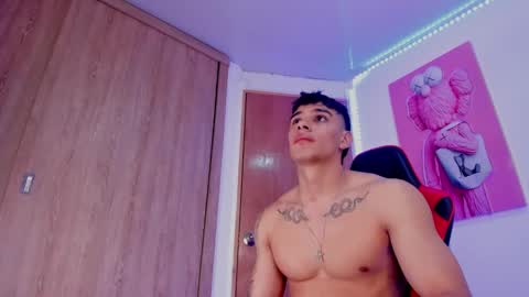 Snapshot of joseph__boy chatting on February 9, 12:19 pm JOSEPH online show from February 9, 12:19 pm