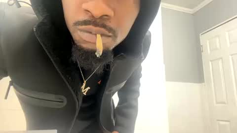 josephlongwat29 online show from October 11, 3:05 pm