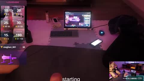 Snapshot of joseyplaysdirty chatting on October 24, 8:27 am joseyplaysdirty online show from October 24, 8:27 am