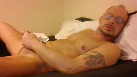 josh4824 online show from March 12, 4:13 pm