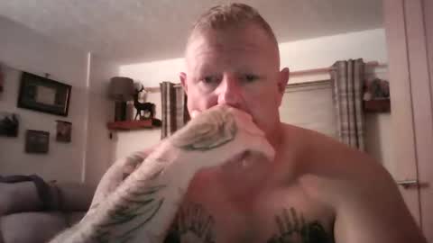 Snapshot of jp_sparky chatting on September 18, 9:39 pm jp_sparky online show from September 18, 9:39 pm