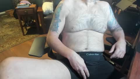 jsimon04 online show from January 6, 3:08 pm