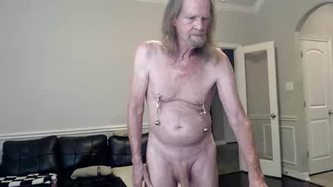 jtull52 online show from January 8, 6:29 am