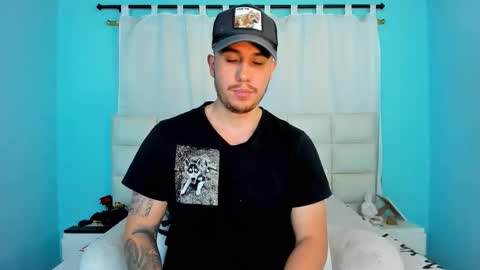 Juan online show from November 13, 9:19 pm