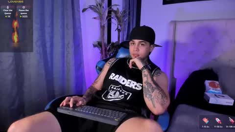 juan_alvarez18 online show from February 4, 3:56 am