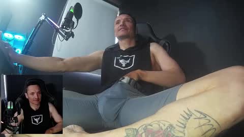 Juans Mysterious Hammer online show from December 21, 6:16 pm