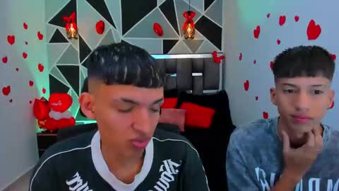 JuanSteven online show from February 22, 11:44 am