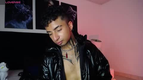 juancamilo66_ online show from January 28, 3:15 am