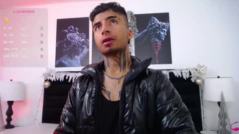 juancamilo66_ online show from December 25, 2:35 am