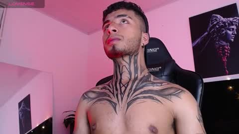 juancamilo66_ online show from February 14, 3:54 am