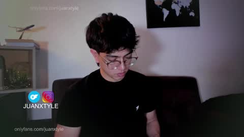 Snapshot of juancamroom chatting on September 16, 3:40 am . online show from September 16, 3:40 am