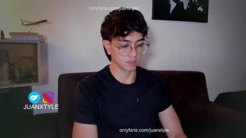 Snapshot of juancamroom chatting on September 13, 3:29 am . online show from September 13, 3:29 am