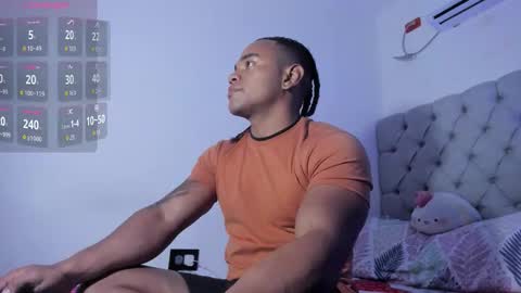 independent model online show from September 25, 4:44 am