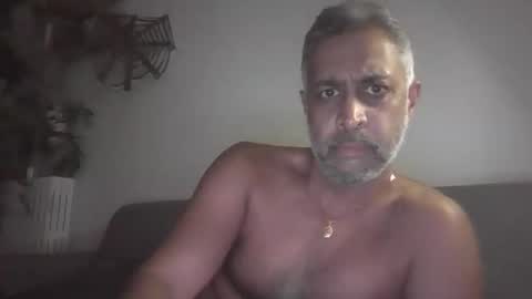 juanelromano474560 online show from November 15, 2:24 am