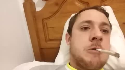 Snapshot of juanmapapiirico chatting on December 9, 2:13 am JuanmaSEX online show from December 9, 2:13 am