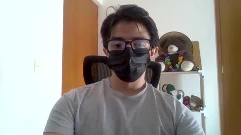 Snapshot of julian_mora7 chatting on February 20, 7:19 pm Julian Mora online show from February 20, 7:19 pm