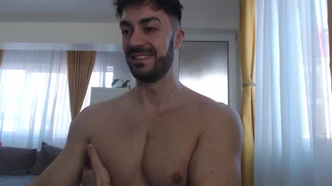 JulianRoyce online show from February 3, 6:22 am