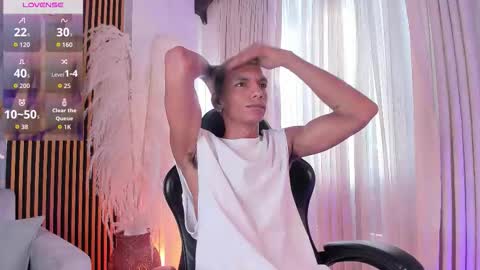 Julien online show from October 28, 12:40 pm